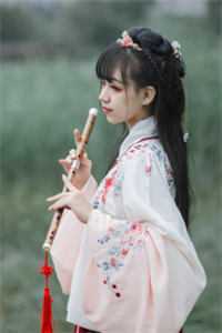 漂亮女配摆烂了，嫁给大佬生崽崽结局+番外