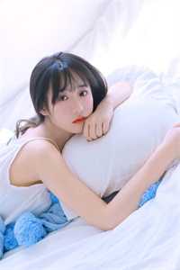 疯批皇后，争做后宫第一白莲花林君雪谢裕